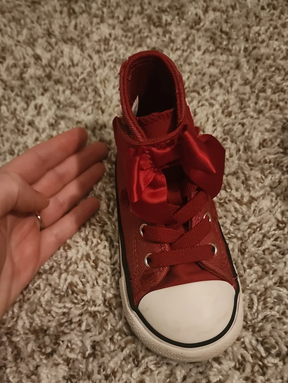 Converse High Top Shoes, Size 7 Toddler, Pre-owned But VGUC